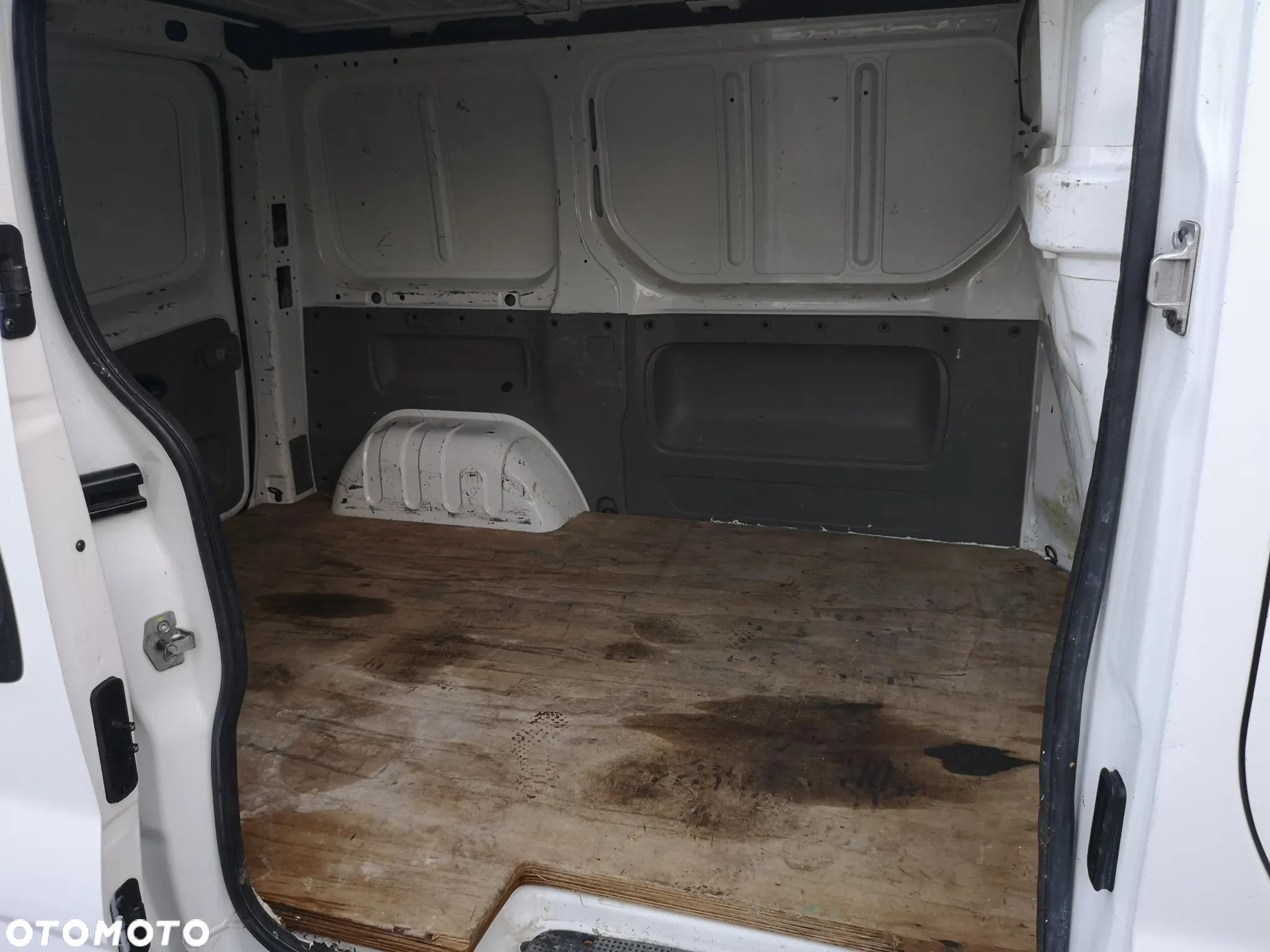 Renault TRAFIC - 33