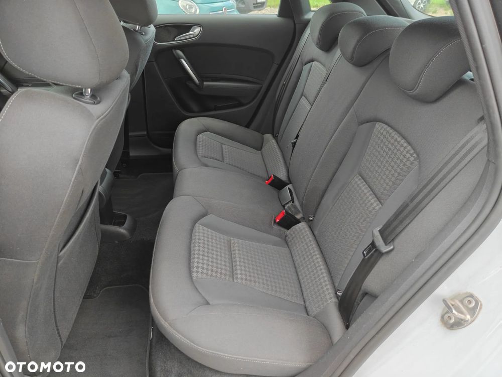 Audi A1 Sportback 1.4 TFSI cylinder on demand S tronic S line edition - 17