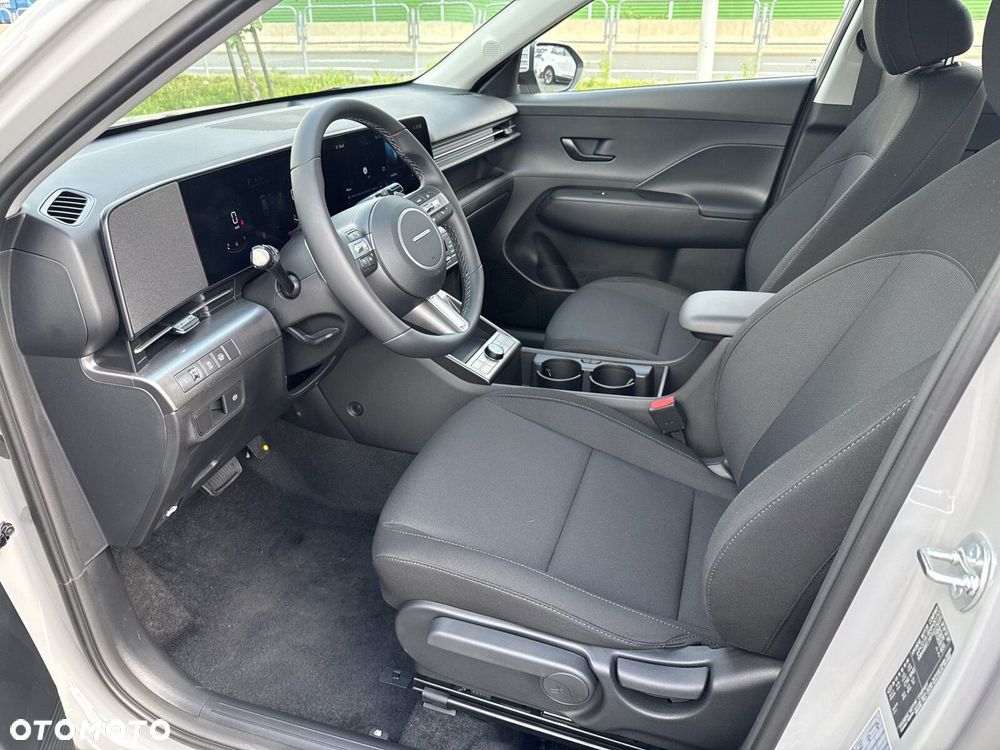 Hyundai Kona 1.6 GDI Hybrid Smart DCT - 11