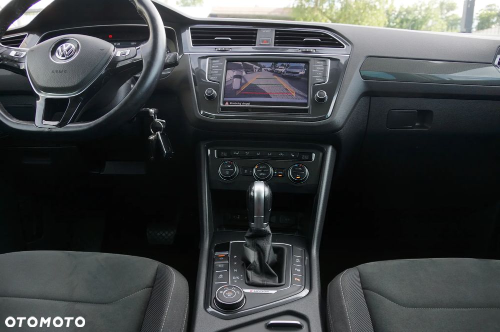 Volkswagen Tiguan 2.0 TDI SCR 4MOTION (BlueMotion Techn.) DSG Highline - 13