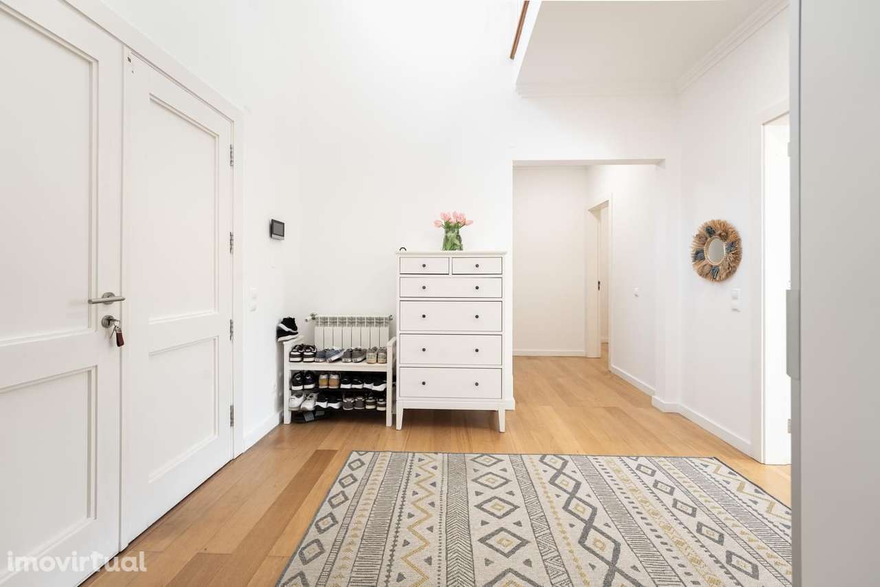 Moradia Isolada T5 com piscina, Alcabideche, Cascais - Grande imagem: 3/32