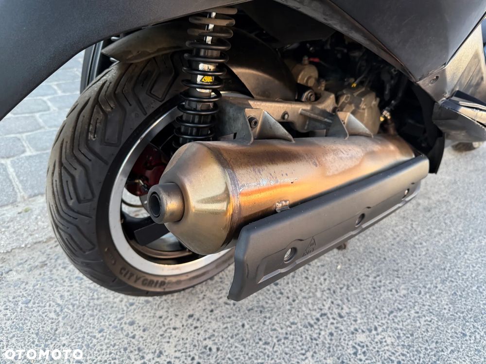 Peugeot Satelis - 15