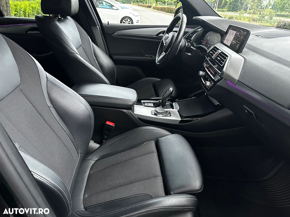 BMW X3 xDrive20i AT xLine - 17