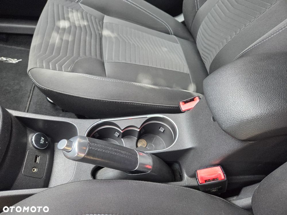 Ford Fiesta - 20
