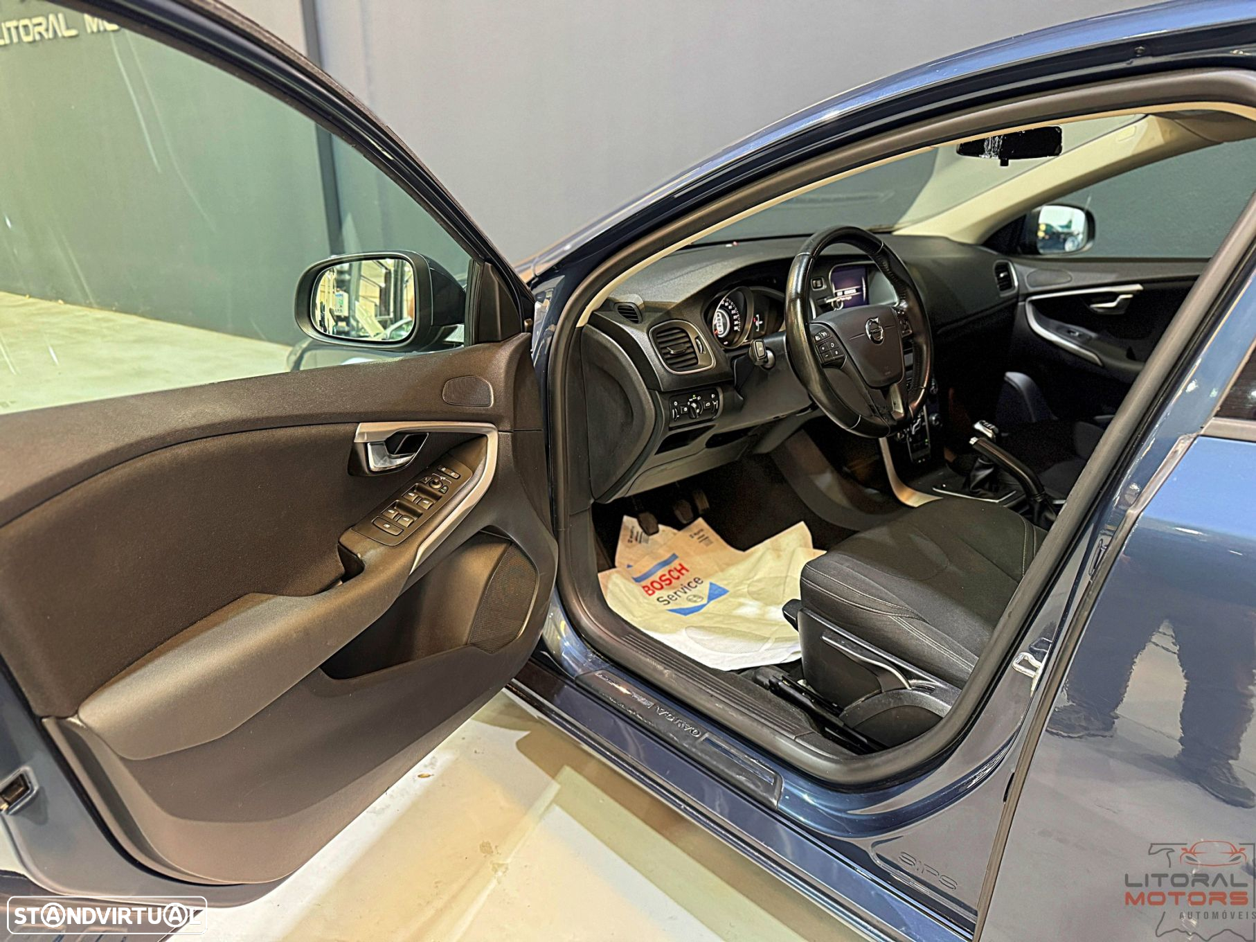 Volvo V40 D2 Line You! - 13