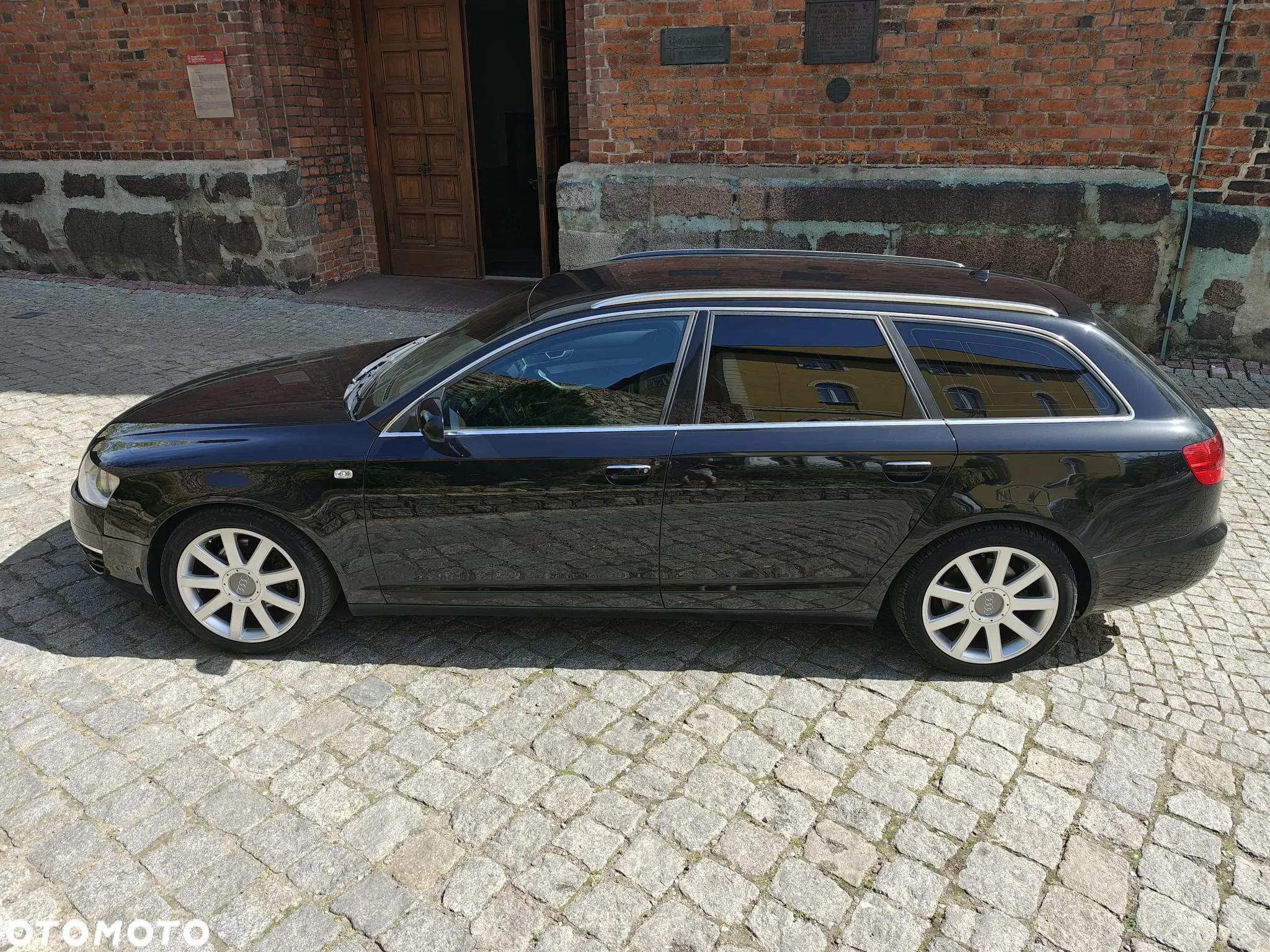 Audi A6 Avant 2.4 - 32