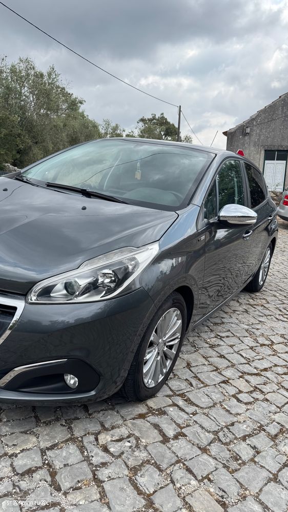Peugeot 208 1.2 PureTech Style - 3