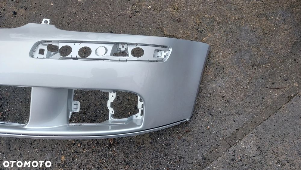 VW GOLF V 5 03-09rok ZDERZAK PRZEDNI LA7W - 2