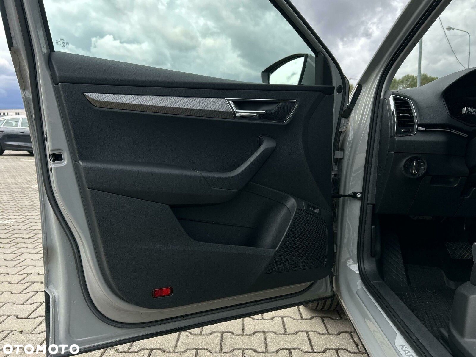 Skoda Karoq 1.5 TSI ACT 4x2 Style DSG - 10