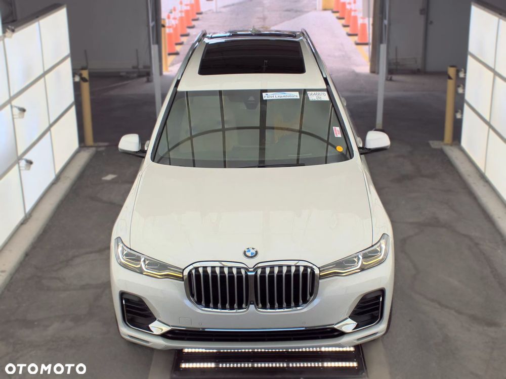 BMW X7 xDrive40i - 2