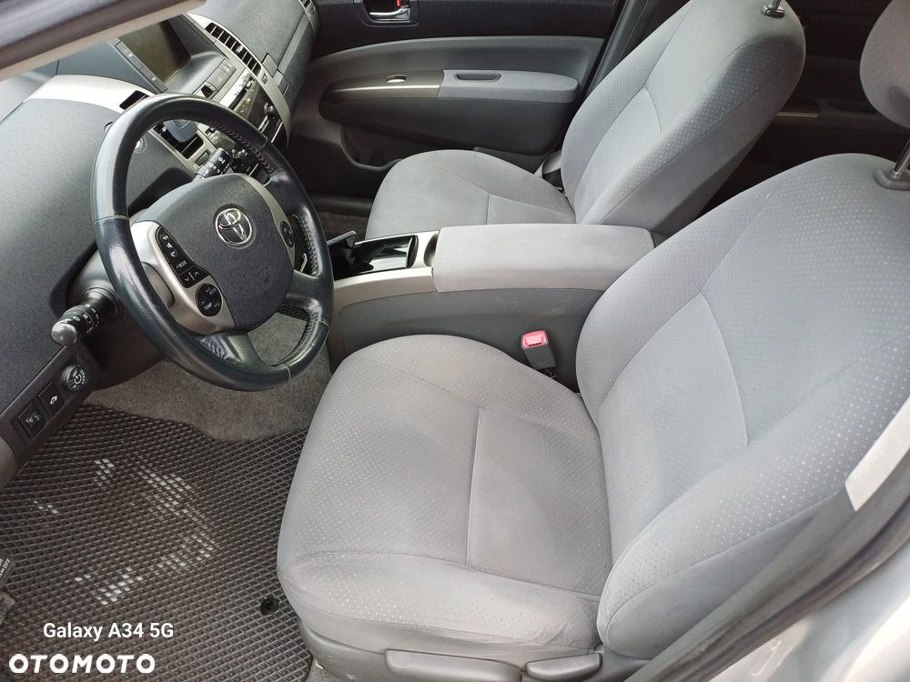 Toyota Prius - 7