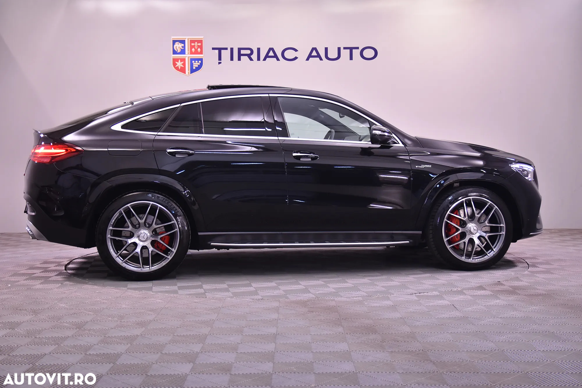 Mercedes-Benz GLE Coupe AMG 53 PHEV - 6
