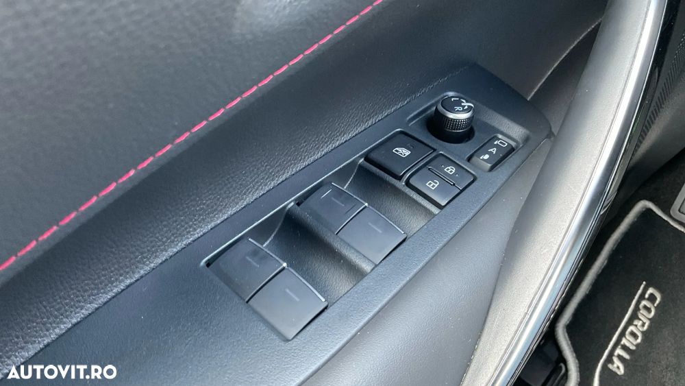 Toyota Corolla 1.8 HSD Exclusive - 23