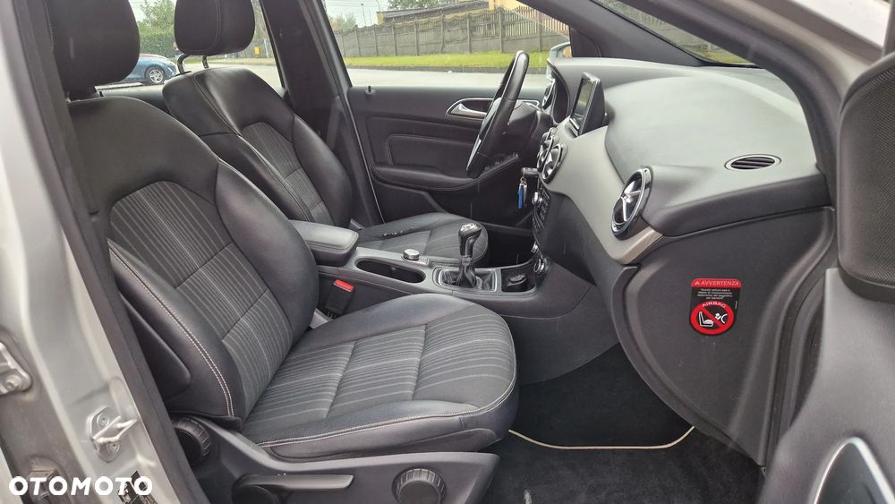 Mercedes-Benz Klasa B 200 CDI (BlueEFFICIENCY) - 12