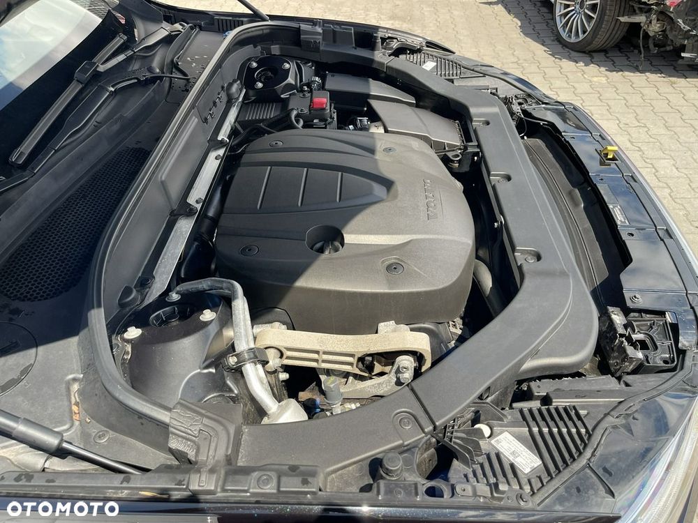 Volvo XC 60 D4 SCR R-Design - 20