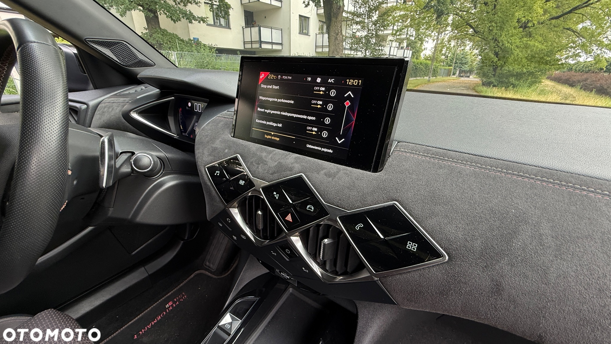 DS Automobiles DS 3 Crossback 1.5 BlueHDi Performance Line + - 27