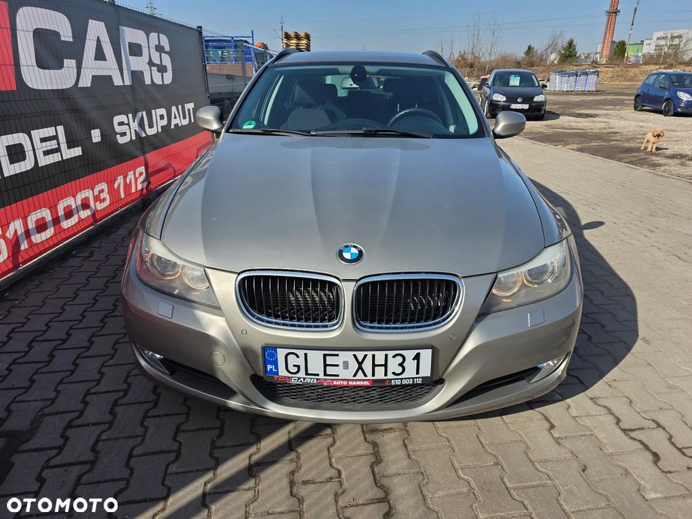 BMW Seria 3 320d xDrive DPF Edition Sport - 13