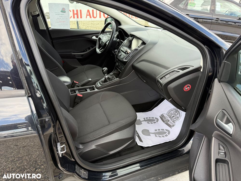 Ford Focus 1.5 TDCi DPF Start-Stopp-System Titanium - 13