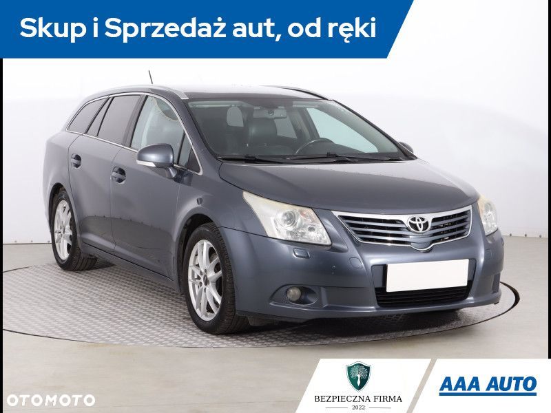 Toyota Avensis - 2