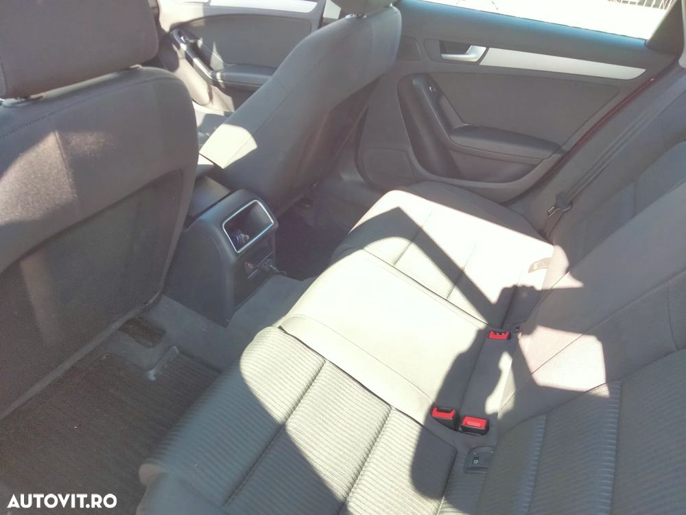 Audi A4 1.8 TFSI S line Sportpaket - 9