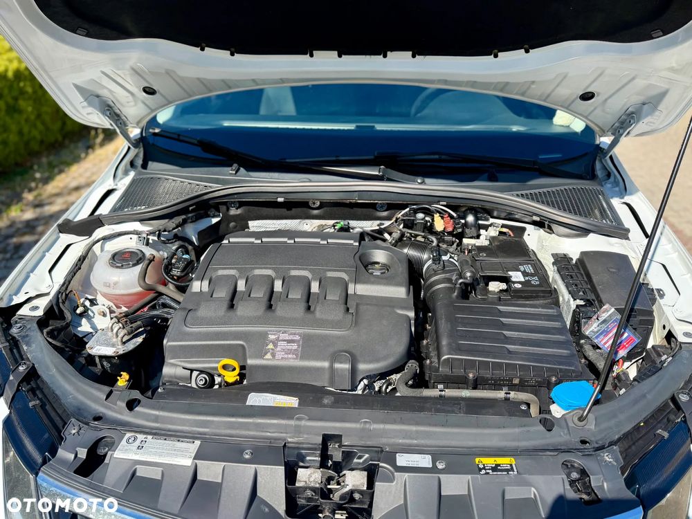 Skoda Octavia 2.0 TDI Style DSG - 16