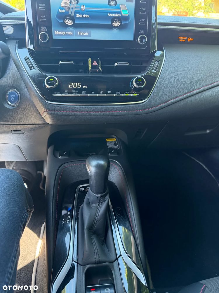 Toyota Corolla 2.0 Hybrid Executive - 7