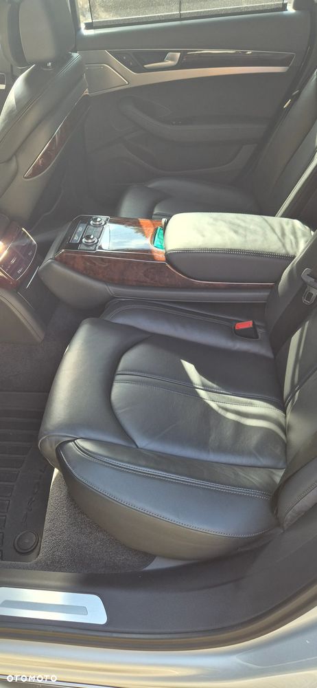 Audi A8 4.2 TDI Quattro - 9
