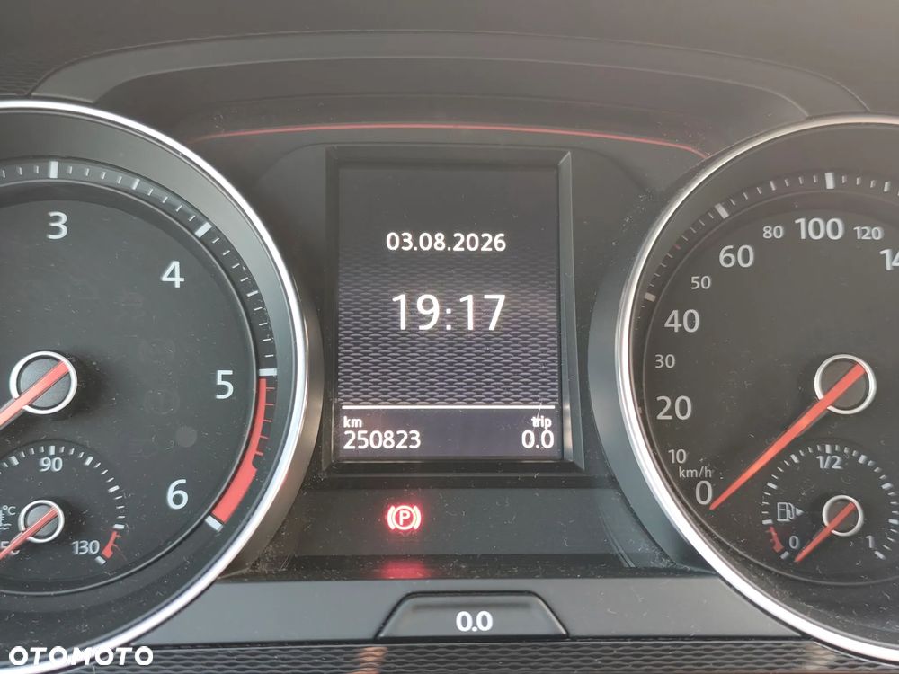 Volkswagen Golf 2.0 TDI BMT GTD - 16