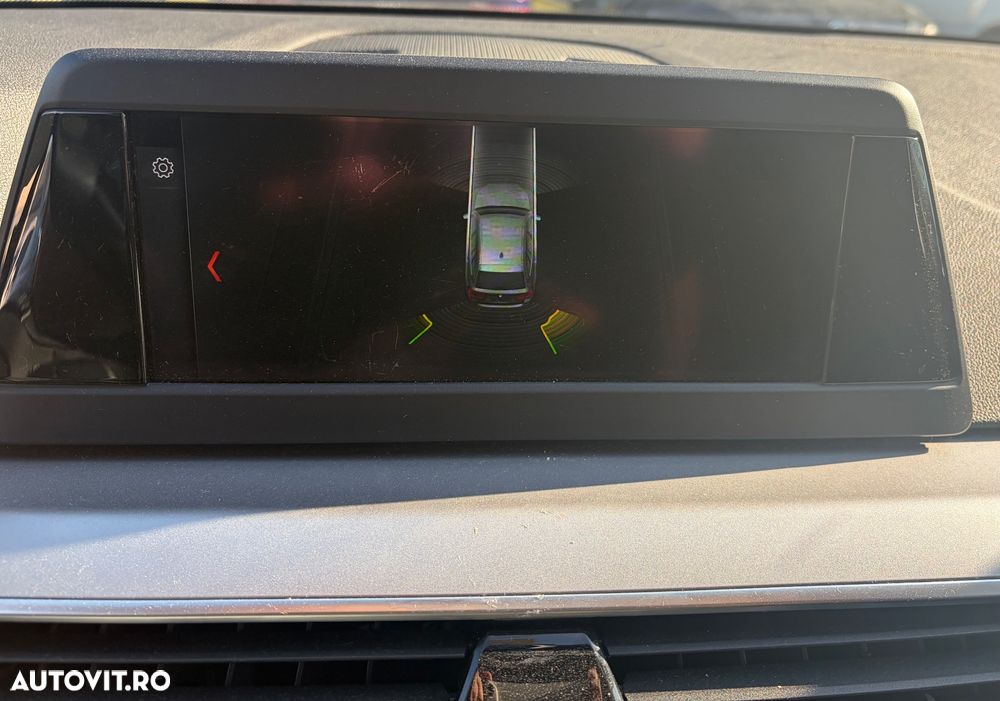 BMW Seria 5 520d - 10