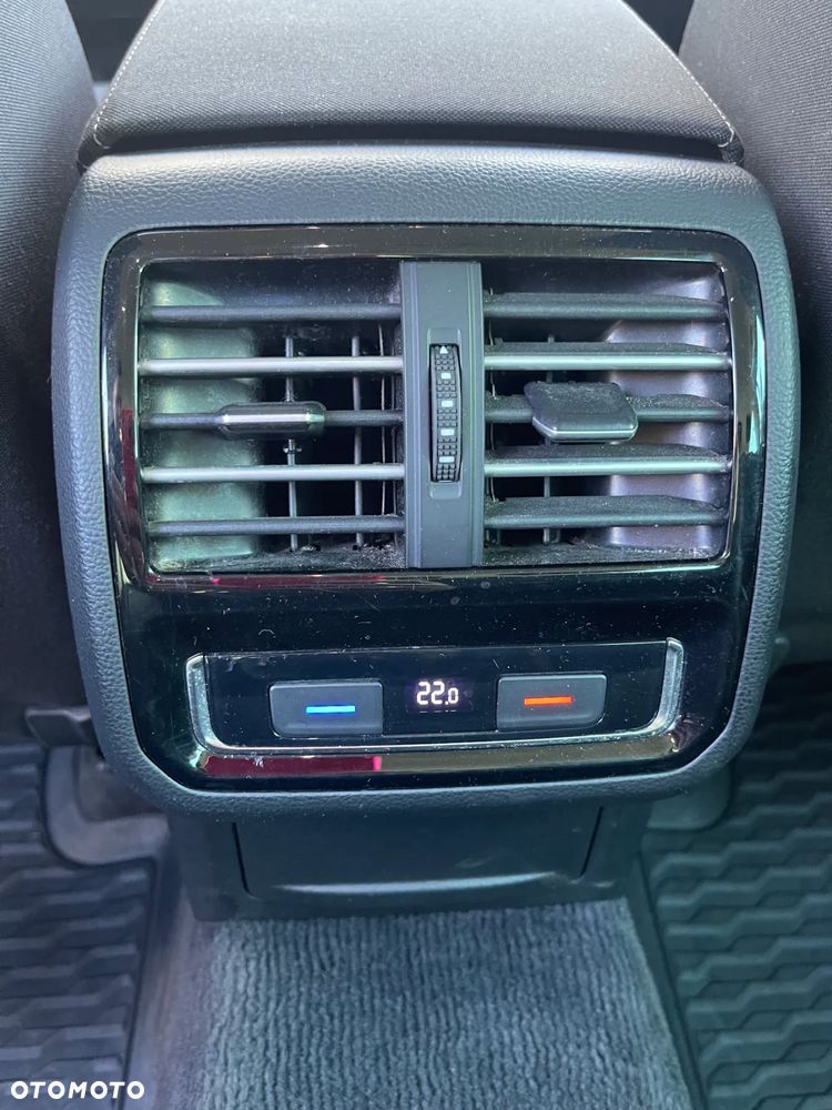 Volkswagen Passat 2.0 TDI BMT Comfortline DSG - 9