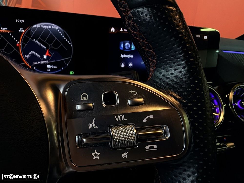 Mercedes-Benz GLA 250 e AMG Line - 13