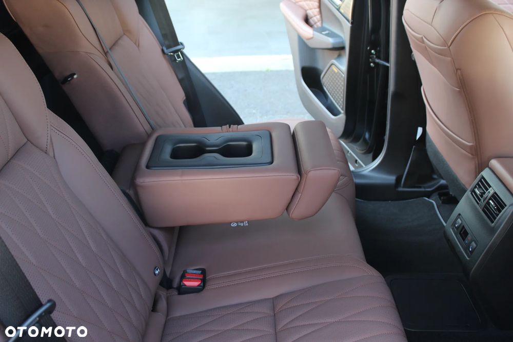 Mitsubishi Outlander Instyle Plus - 12