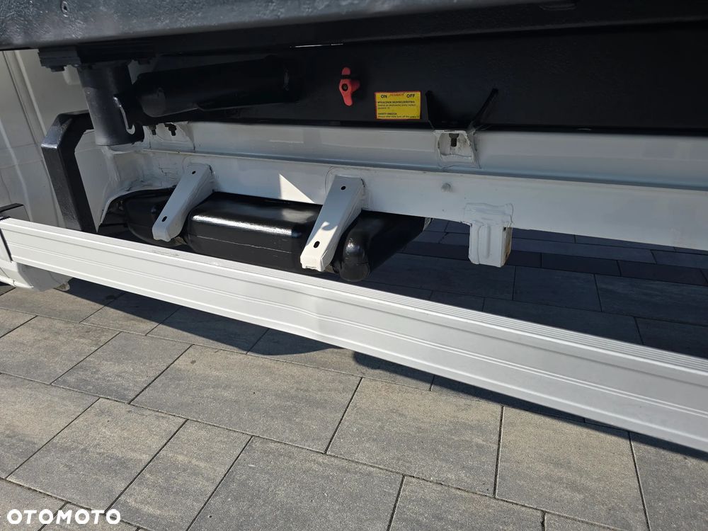 Volkswagen Crafter 50 BiTDI  177 KM - 24