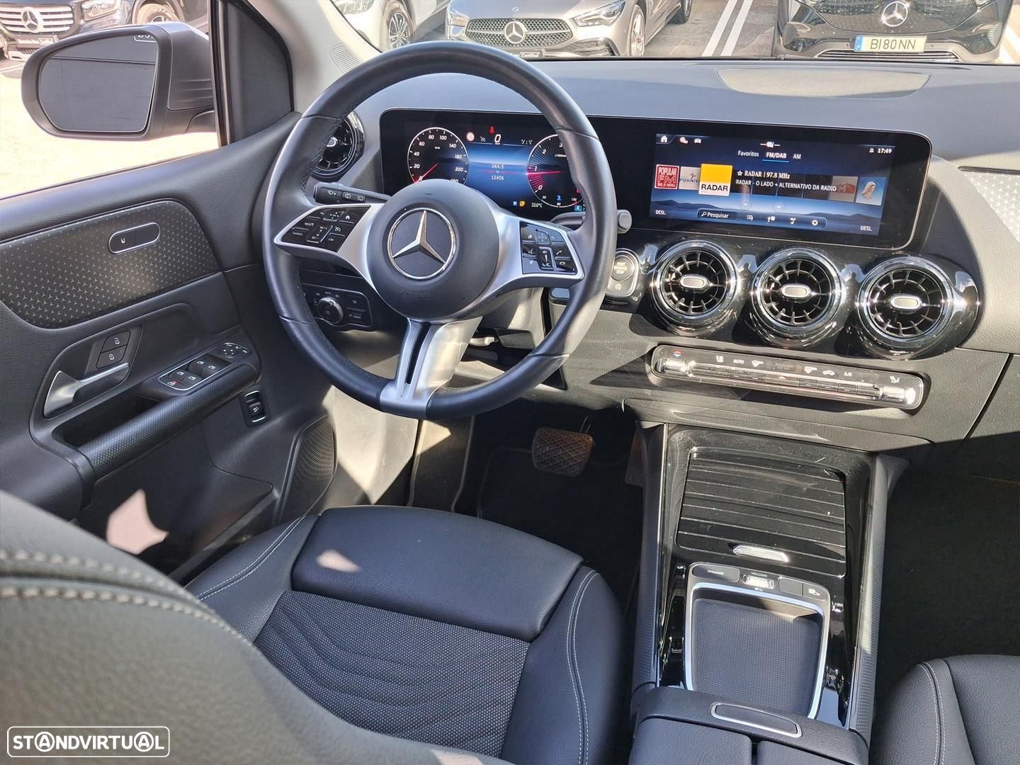 Mercedes-Benz B 180 d - 16