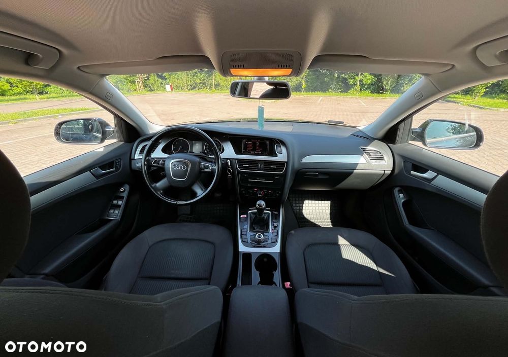 Audi A4 Avant 2.0 TDI 120g DPF Attraction - 11