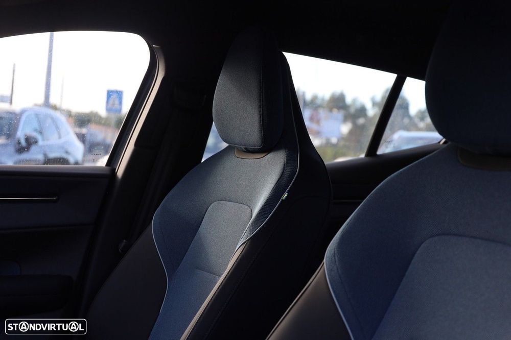 Volvo EX30 51 kWh Single Motor Core - 7