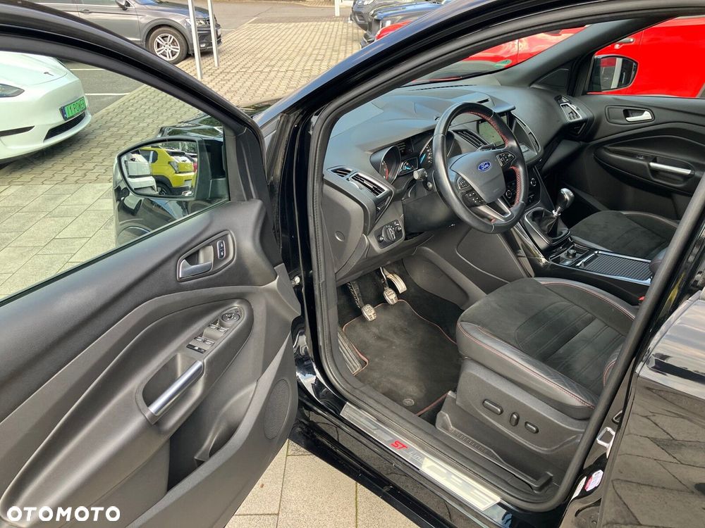 Ford Kuga 1.5 EcoBoost FWD ST-Line ASS GPF - 6