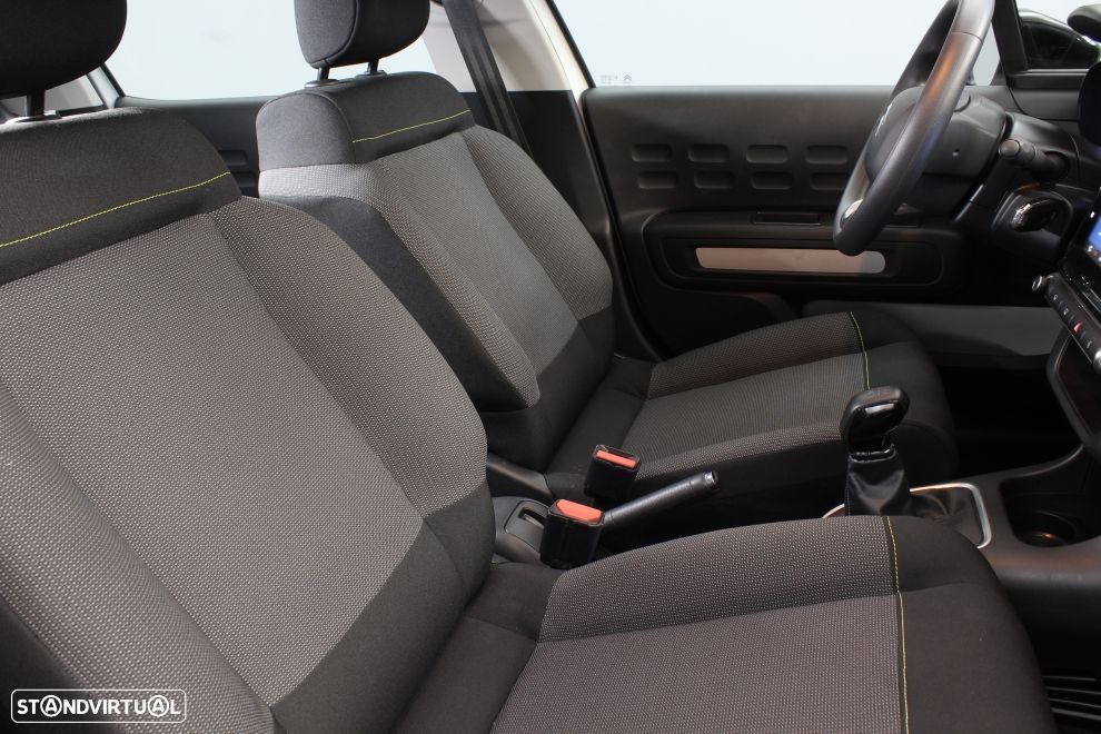 Citroën C3 1.2 PureTech C-Series - 19