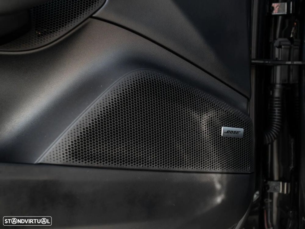 Porsche Macan Electric 4S - 48