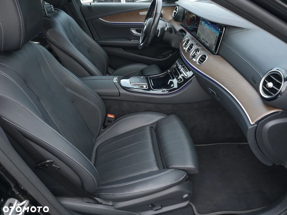 Mercedes-Benz Klasa E 300 de 9G-TRONIC Exclusive - 21