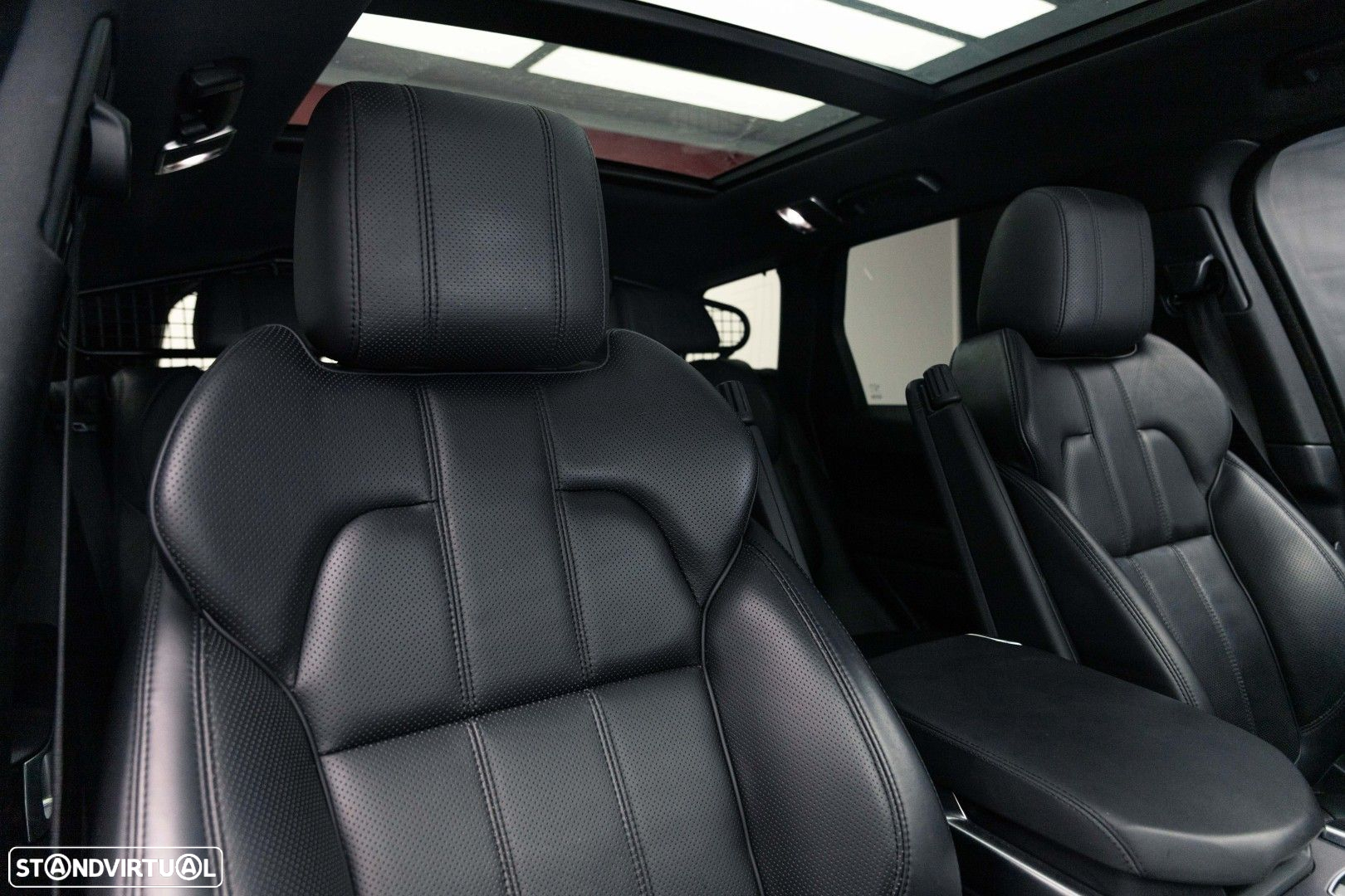 Land Rover Range Rover Sport 3.0 TDV6 HSE Dynamic - 24