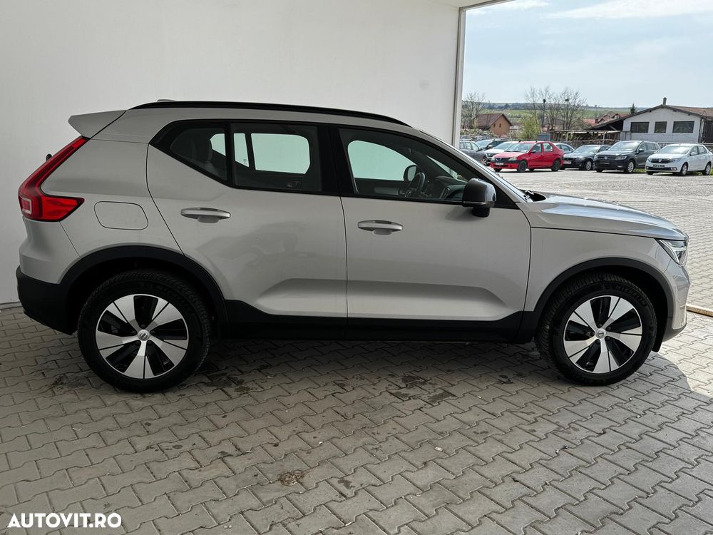 Volvo XC 40 Recharge T5 Twin Engine AT7 R-Design - 4