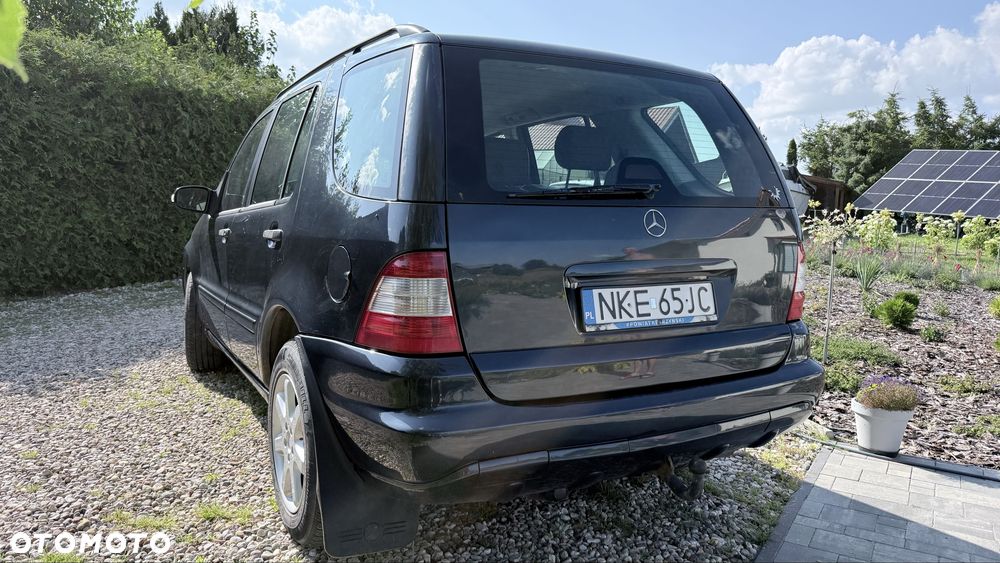 Mercedes-Benz ML - 4