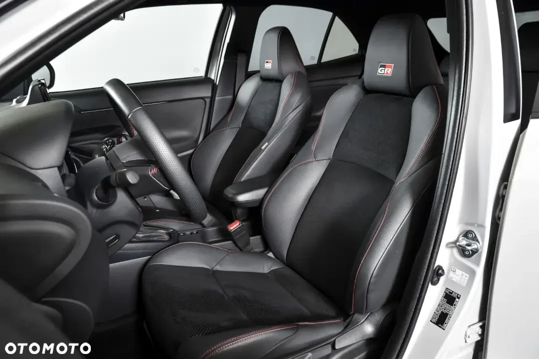 Toyota Yaris Cross Hybrid 1.5 GR Sport - 9