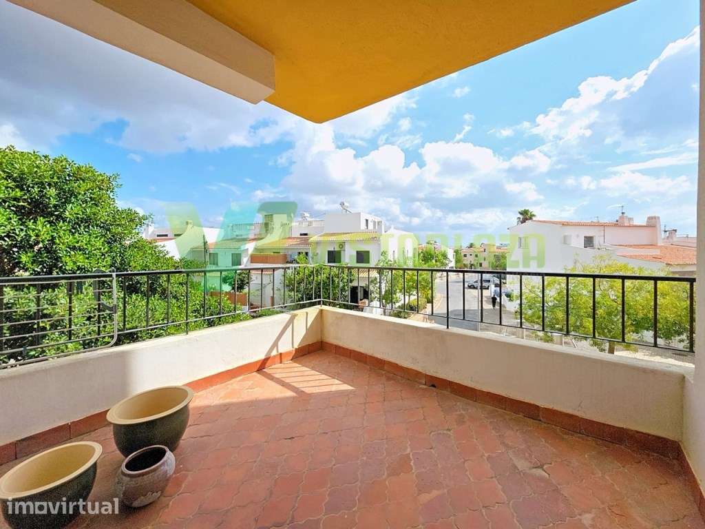 Apartamento T0 com Varanda junto à Praia Dona Ana, Lagos - Grande imagem: 5/16