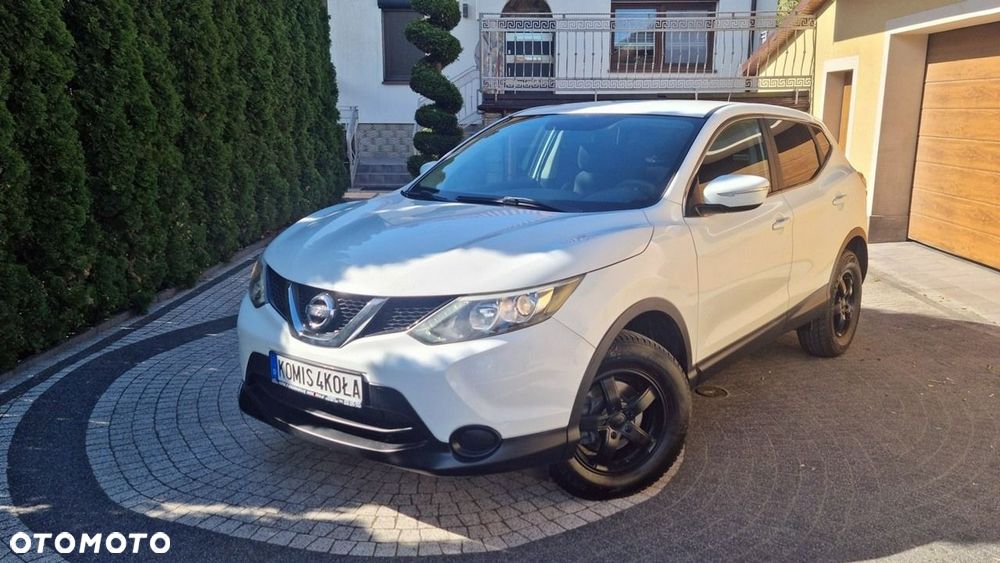 Nissan Qashqai - 1