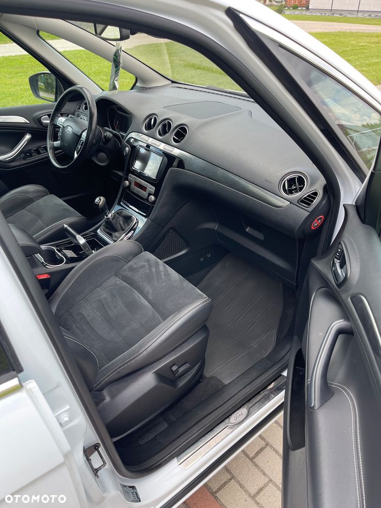 Ford S-Max 2.0 TDCi Titanium - 17