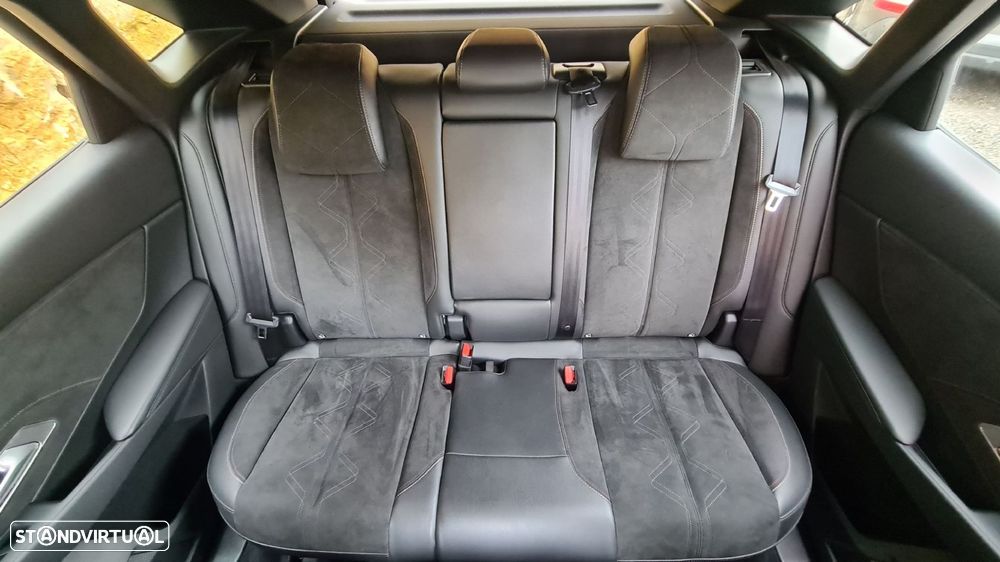 DS DS7 Crossback - 39