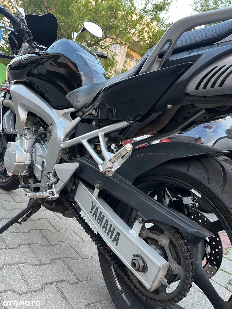 Yamaha FZ6 - 13