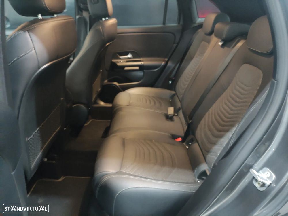 Mercedes-Benz GLA 250 - 9